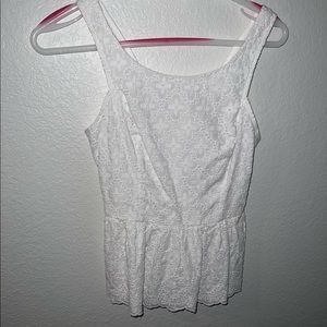 Lilly Pulitzer white top; great condition worn 2x; size 0 zip back